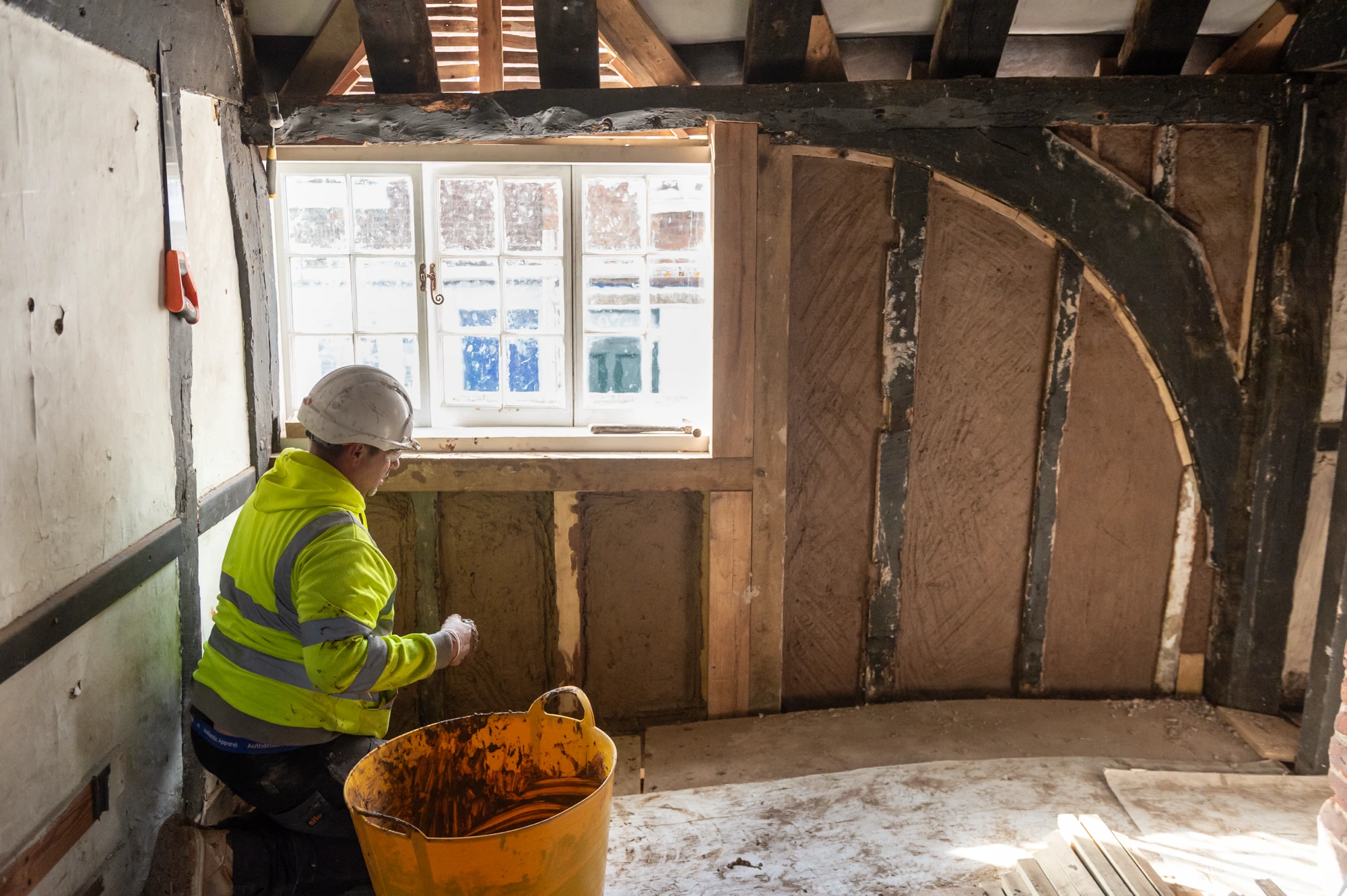 Wall Restoration With Daub